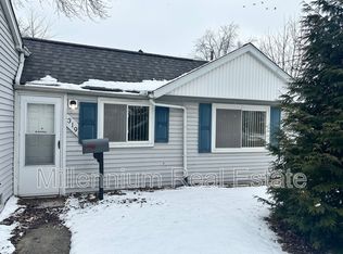 319 E Lincoln Ave, Madison Heights, MI 48071