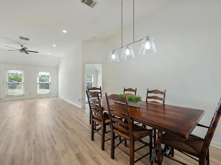 10114 Janet Loop — Photo 14