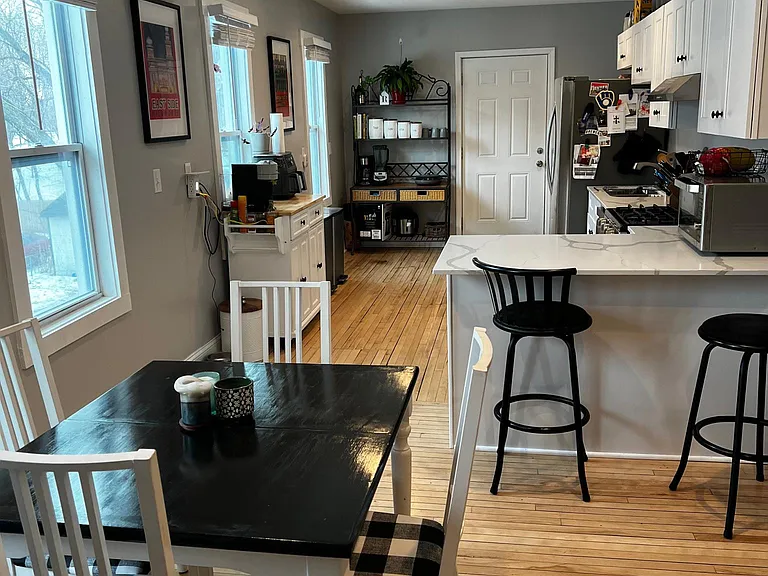 1210 Buchanan St NE #2 — Photo 2