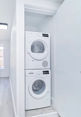 Rented by The Agency | media 9