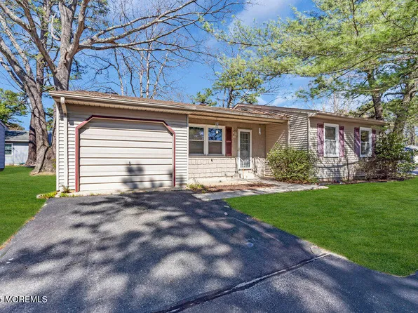 40 Norwalk Avenue, Whiting, NJ 08759