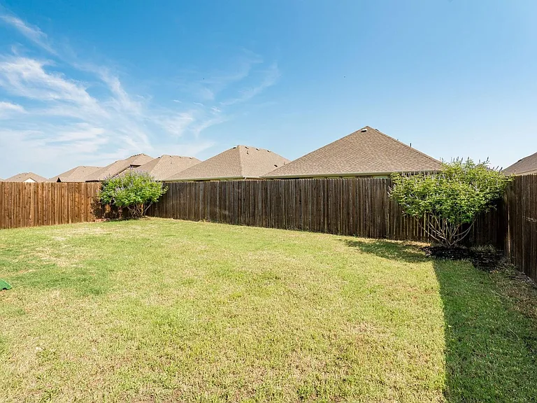 3136 Overlook Dr — Photo 27