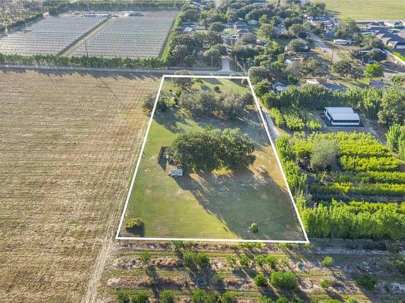 3rd image of 1114 H L Smith Rd