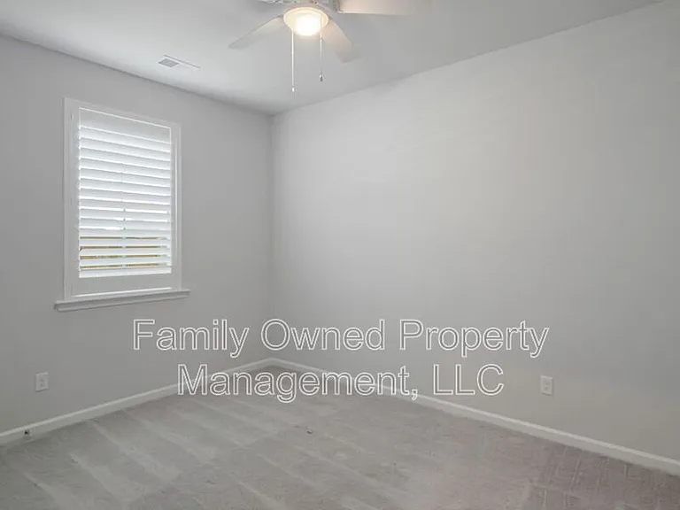 2048 Longhorn Ln — Photo 46