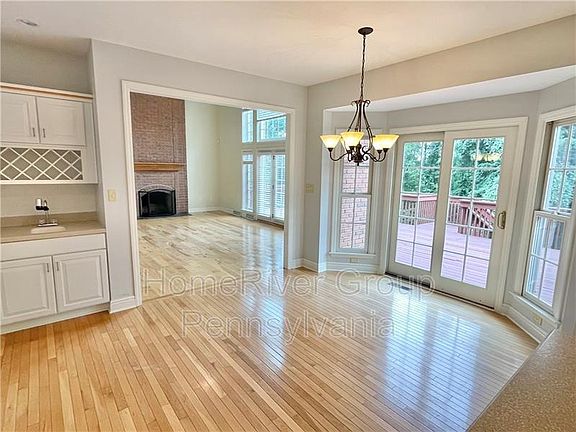 4th image of 508 Laurel Oak Dr
