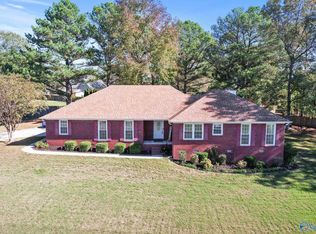 130 Raccoon Trce, Huntsville, AL 35806