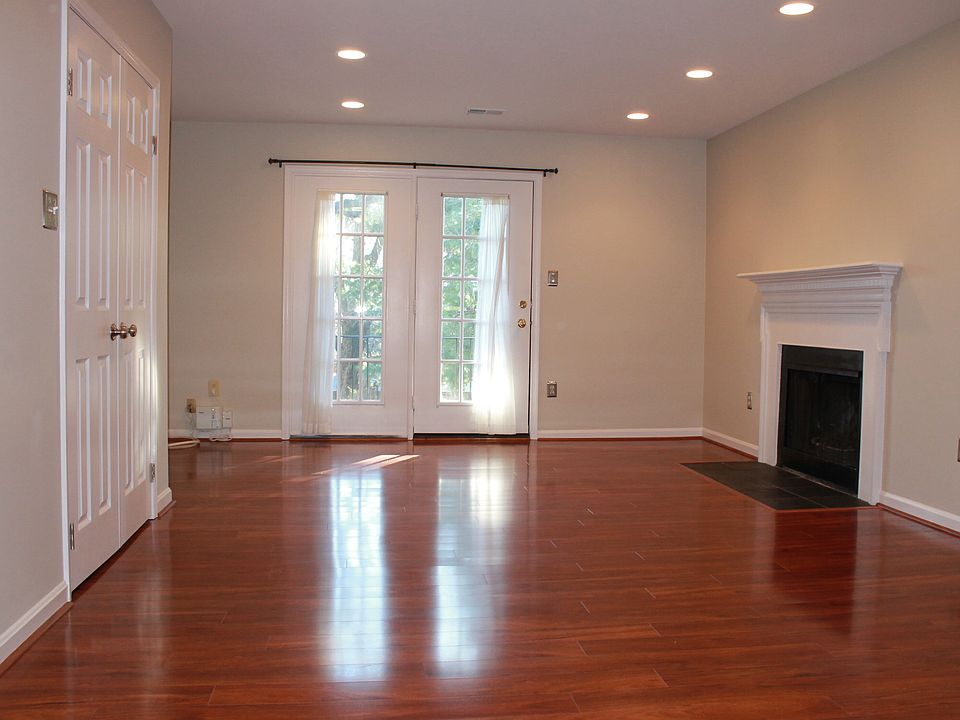 1st image of 227 Katie Ct #13