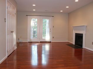 227 Katie Ct #13, Falls Church, VA 22046