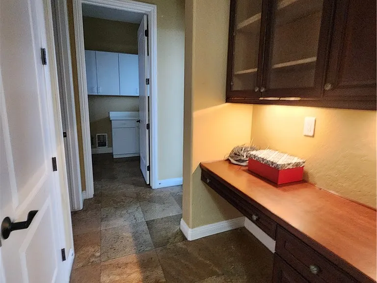 2713 Cyrano St — Photo 13