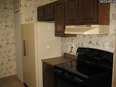3rd image of 2910 N Bay Dr APT L10