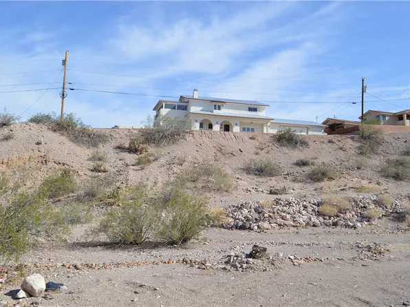 3187 Locust Blvd, Bullhead City, AZ 86429