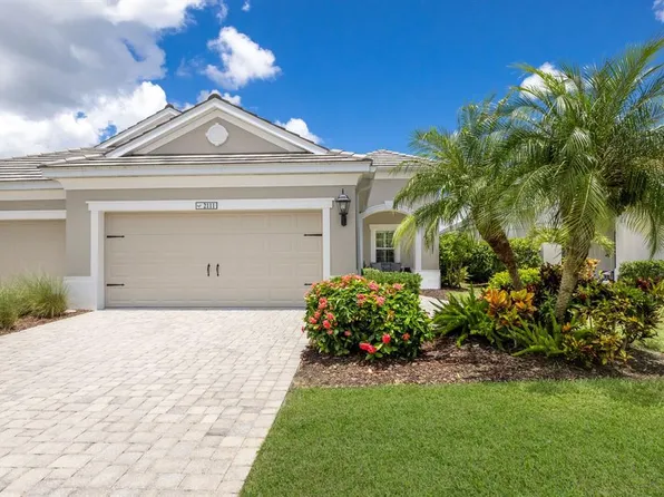 2111 Crystal Lake Trl, Bradenton, FL 34211
