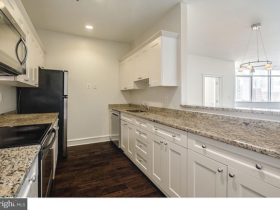 3rd image of 201-59 N 8th St APT 608