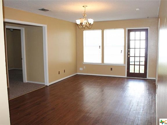 3rd image of 616-618 Gode Ln
