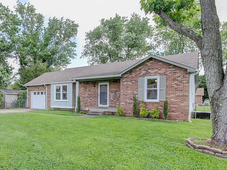 3415 Mallard Dr — Photo 1