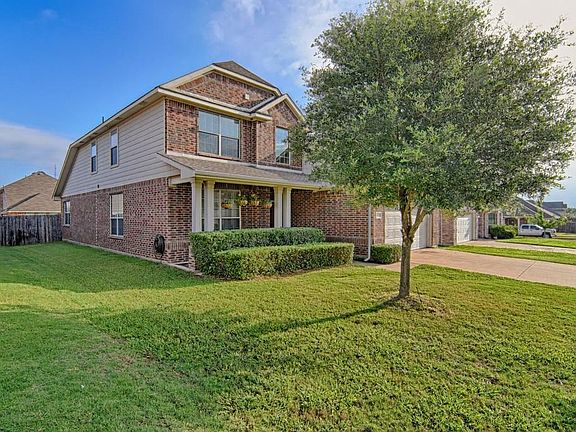 2nd image of 1615 Cowtown Dr