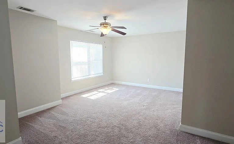 21 James Dr — Photo 11