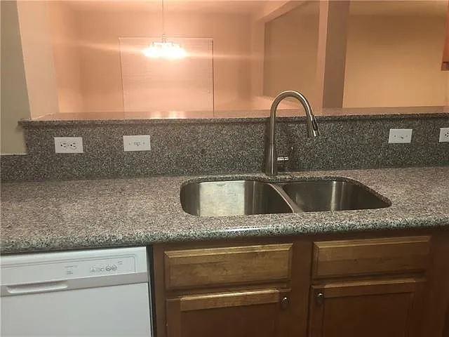 1064 Clairise Ct — Photo 13