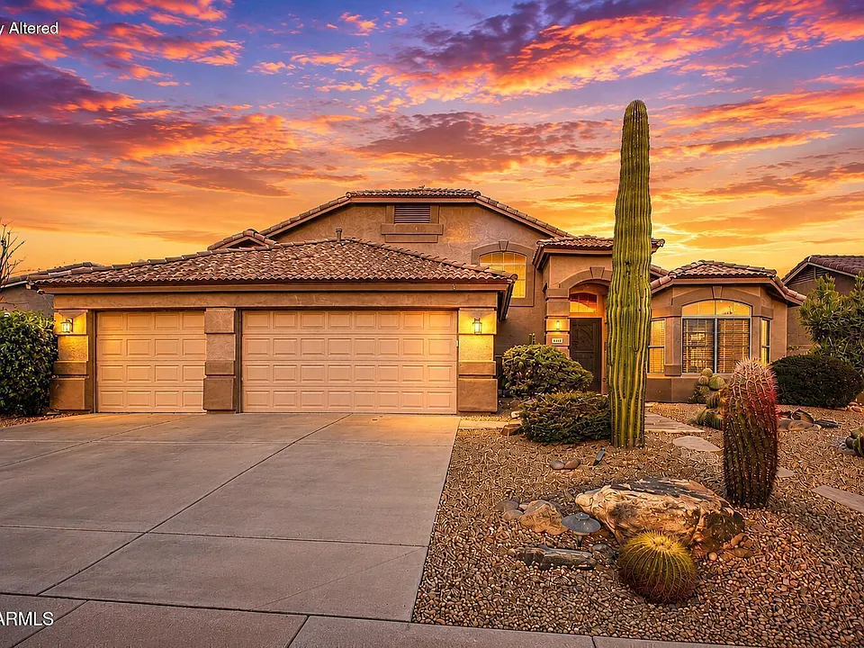 4425 E Casey Ln