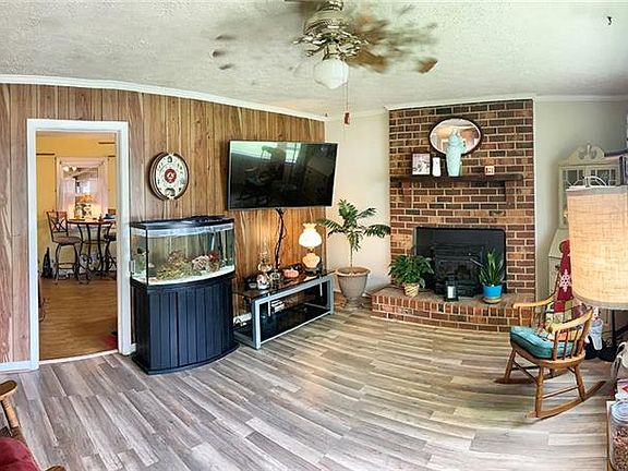 2nd image of 500 Sherilyn Dr