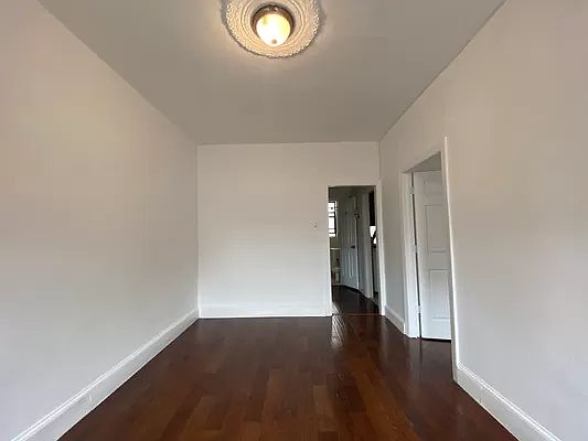 5th image of 31-11 32nd St #20A