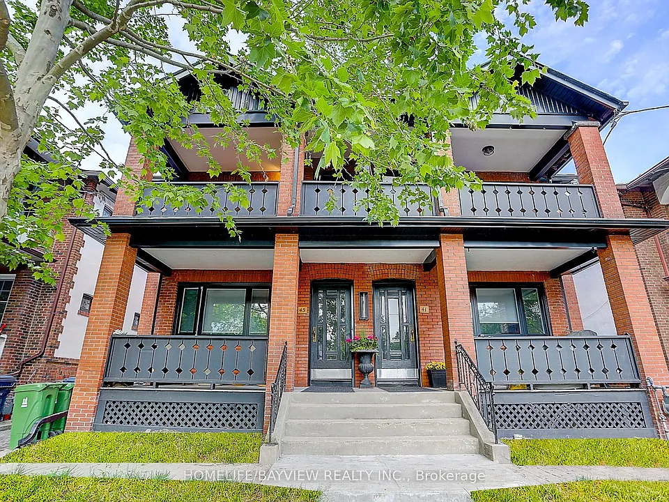 43 Wineva Ave #LOWER