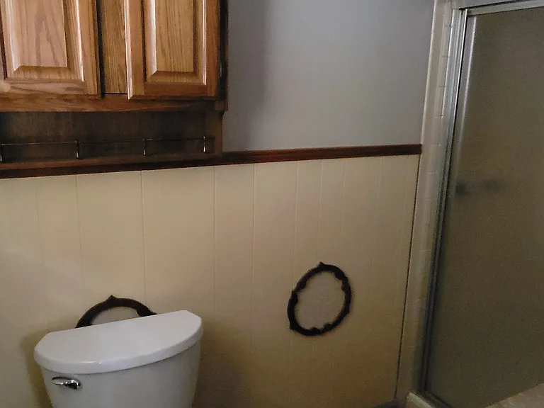 1806 Hawthorne Ave — Photo 13