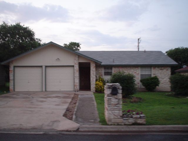 The front of the house facing Buffalo Pass