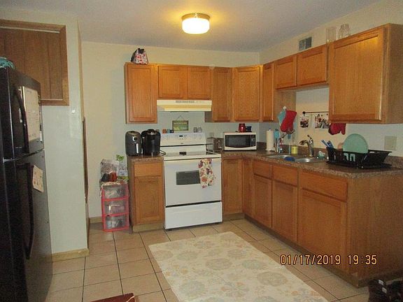 2nd image of 353 1/2 W Sanborn St