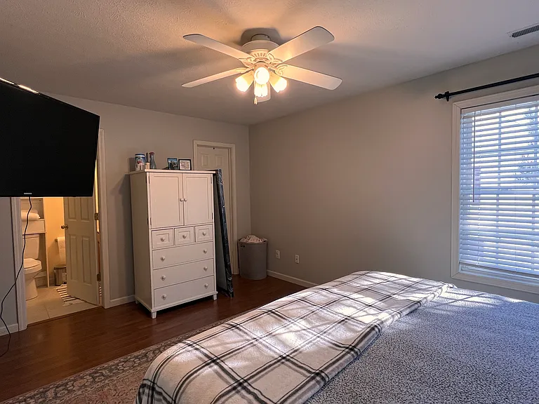 3590 S Oaklawn Cir — Photo 33