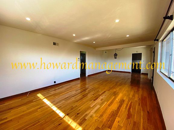 2nd image of 521 E Fairview Blvd #521.5