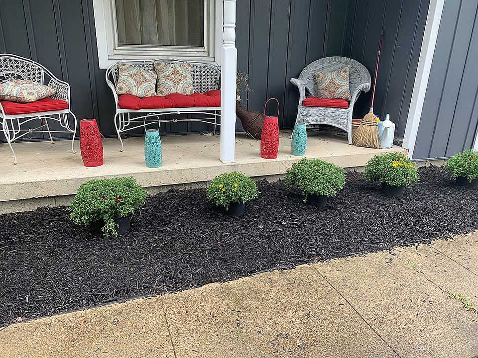 2nd image of 803 Bittersweet Ln