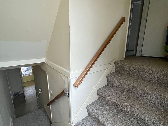 3rd image of 1803 Hill St Unit 2