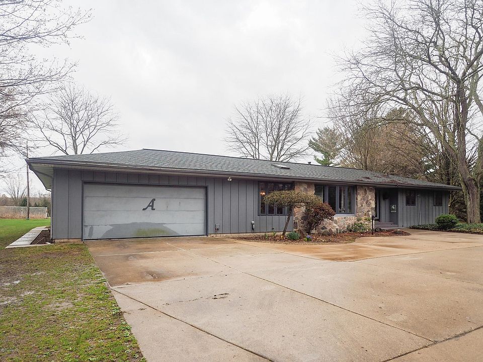 14902 A Drive N, Marshall (101 of 56)