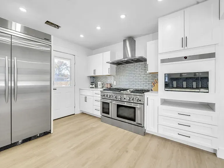 1207 Quail Wood Dr — Photo 9