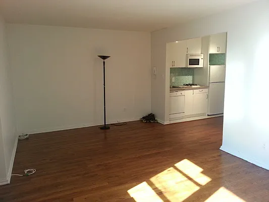Rented by Nest Seekers International | media 20