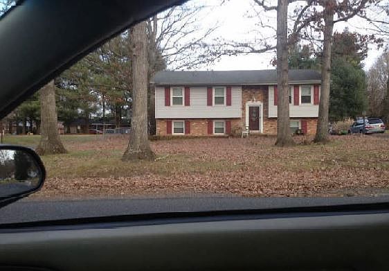 1st image of 130 Forest Springs Dr
