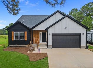 741 Bill Pearson Rd, Woodruff, SC 29388