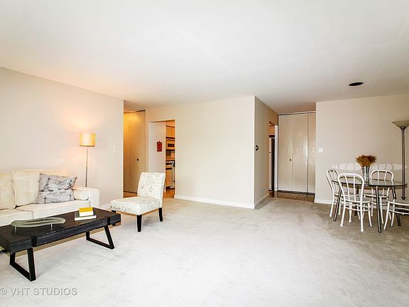 3rd image of 4221 Saratoga Ave APT 202A
