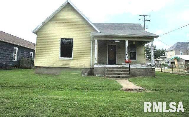 1st image of 534 E Maple St