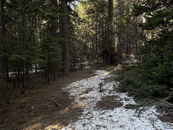 5th image of 611 Silver Creek Road