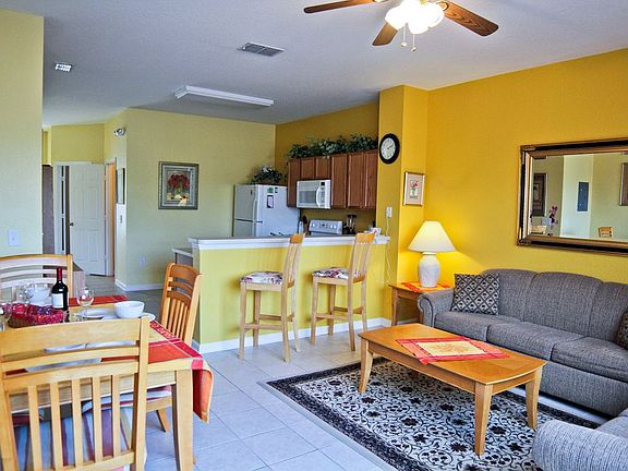 4th image of 7671 Otterspool St #1