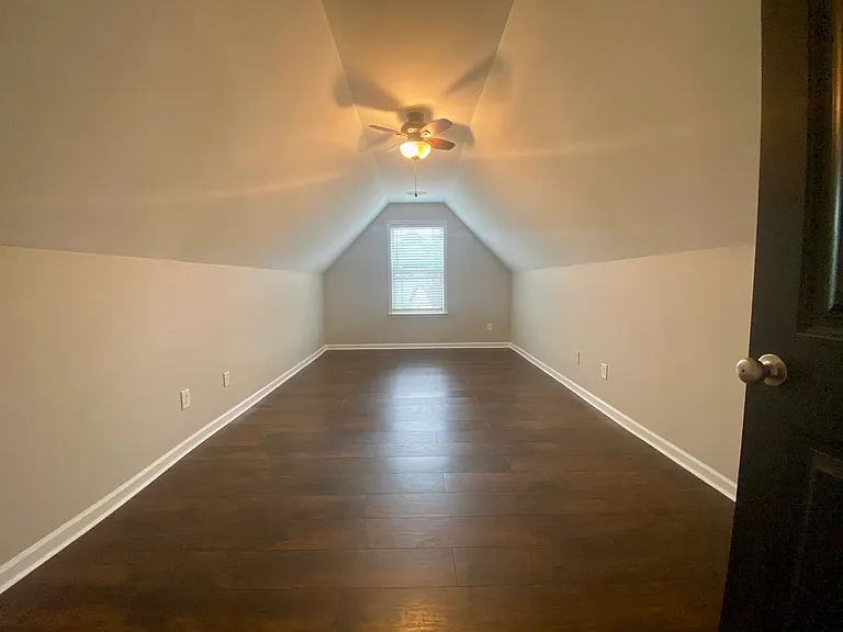 143 Stonegate Dr — Photo 19