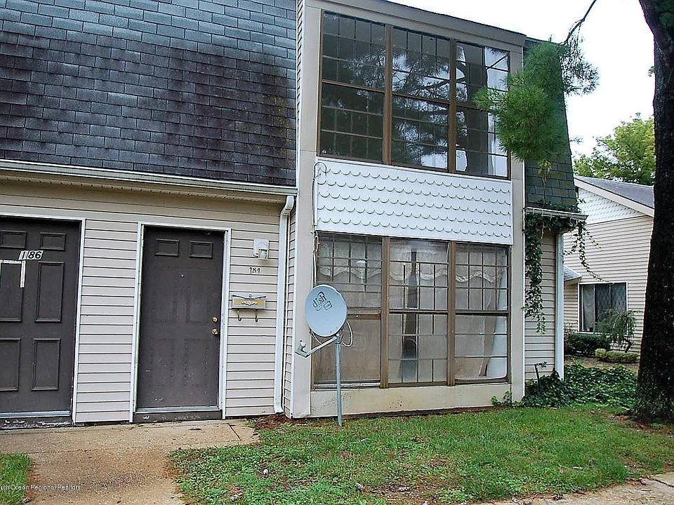 1st image of 184 Coventry Dr #1000