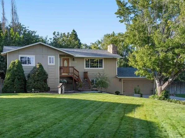 4306 S Sharron Ct, Kennewick, WA 99337