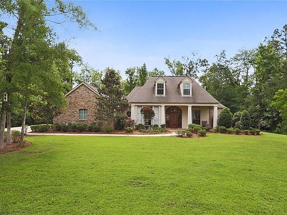 2nd image of 310 Tallowwood Dr