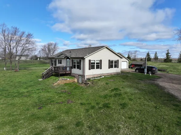 41217 429th St, Perham, MN 56573