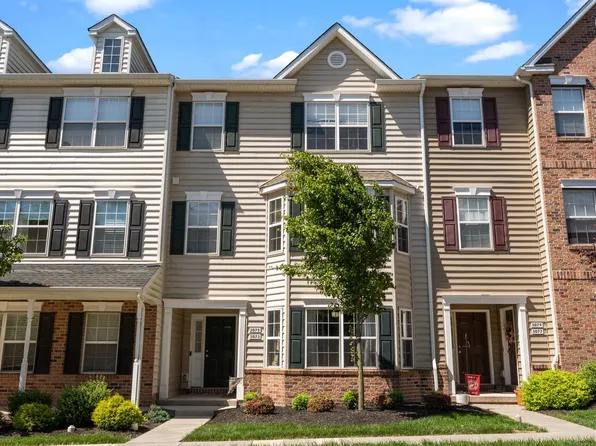 3073 Goshen Dr #M55-l, Pennsburg, PA 18073