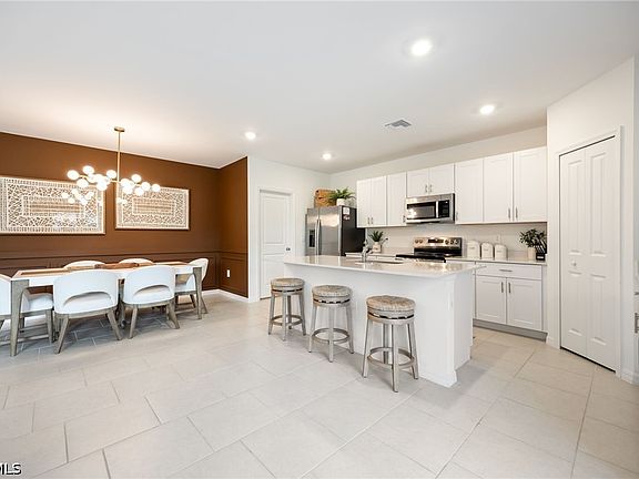 3rd image of 7156 Sugar Pine Way
