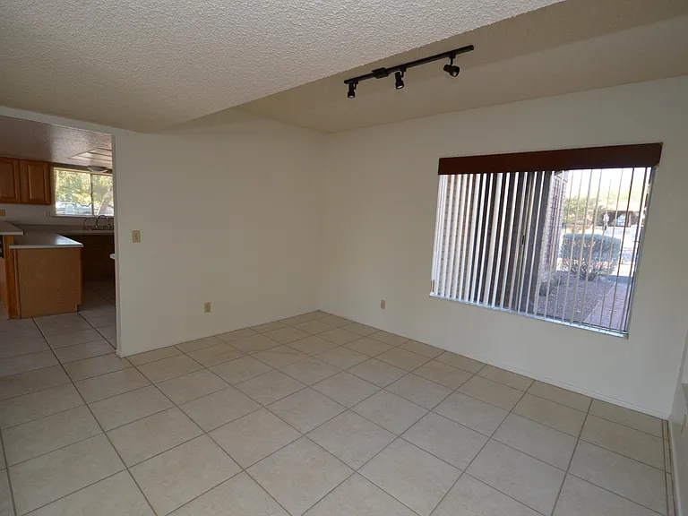 7722 E Knollwood Cir — Photo 6